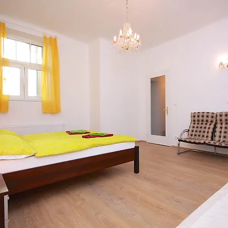 Janalex Wenceslas Square Apartment